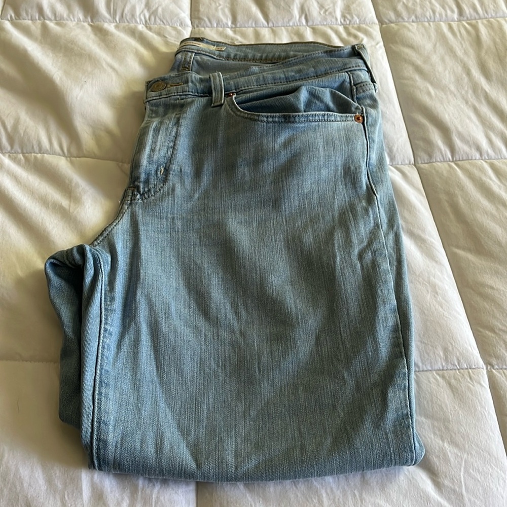 Levi’s Jeans / Size 31 Boyfriend Fit Light Wash